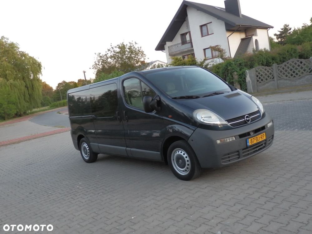 Opel Vivaro - 2