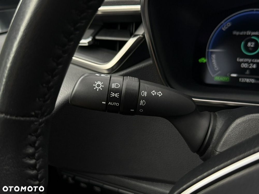 Toyota Corolla 1.8 Hybrid Executive - 20