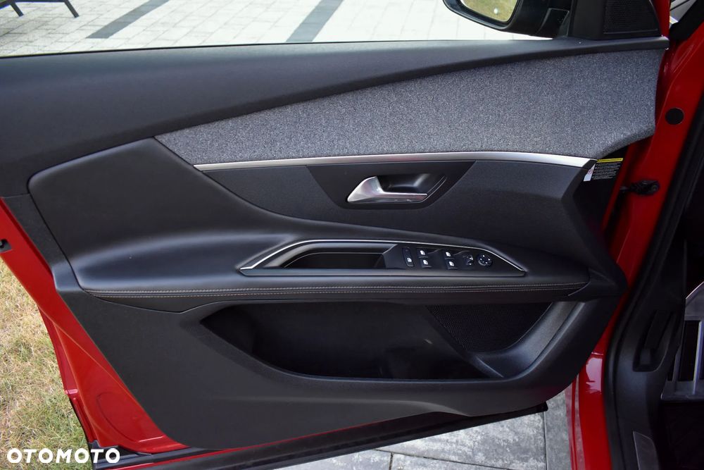 Peugeot 3008 BlueHDi 130 Stop & Start Allure - 23