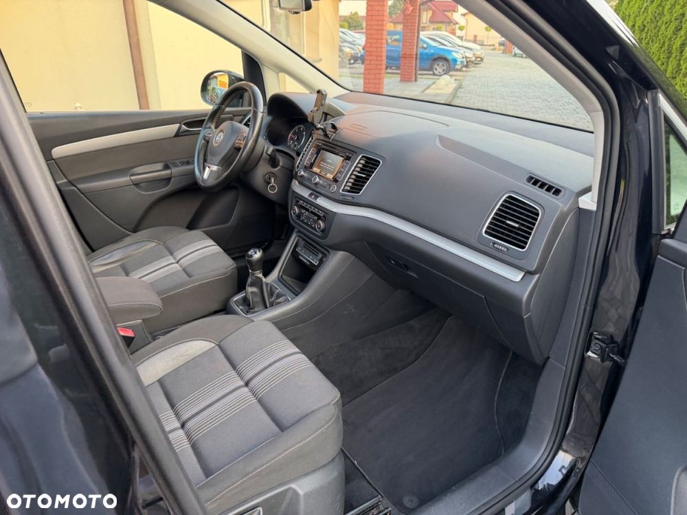 Volkswagen Sharan - 14