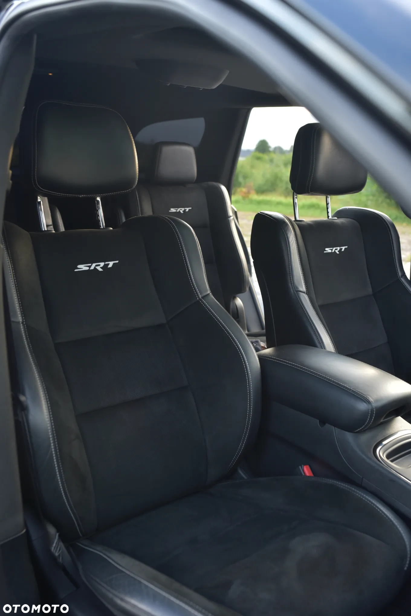 Dodge Durango 6.4 SRT - 26