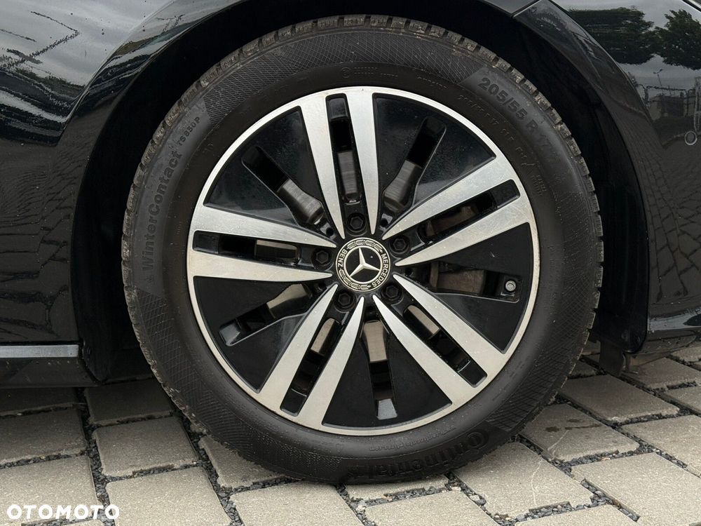 Mercedes-Benz CLA 200 mHEV 7G-DCT - 11