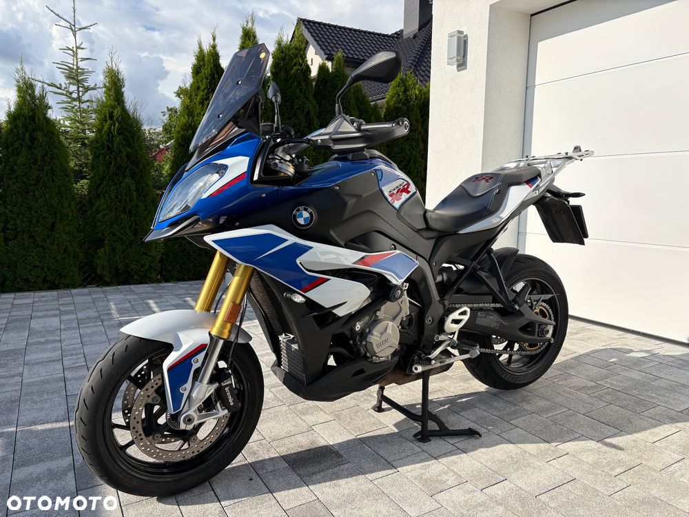 BMW XR - 3
