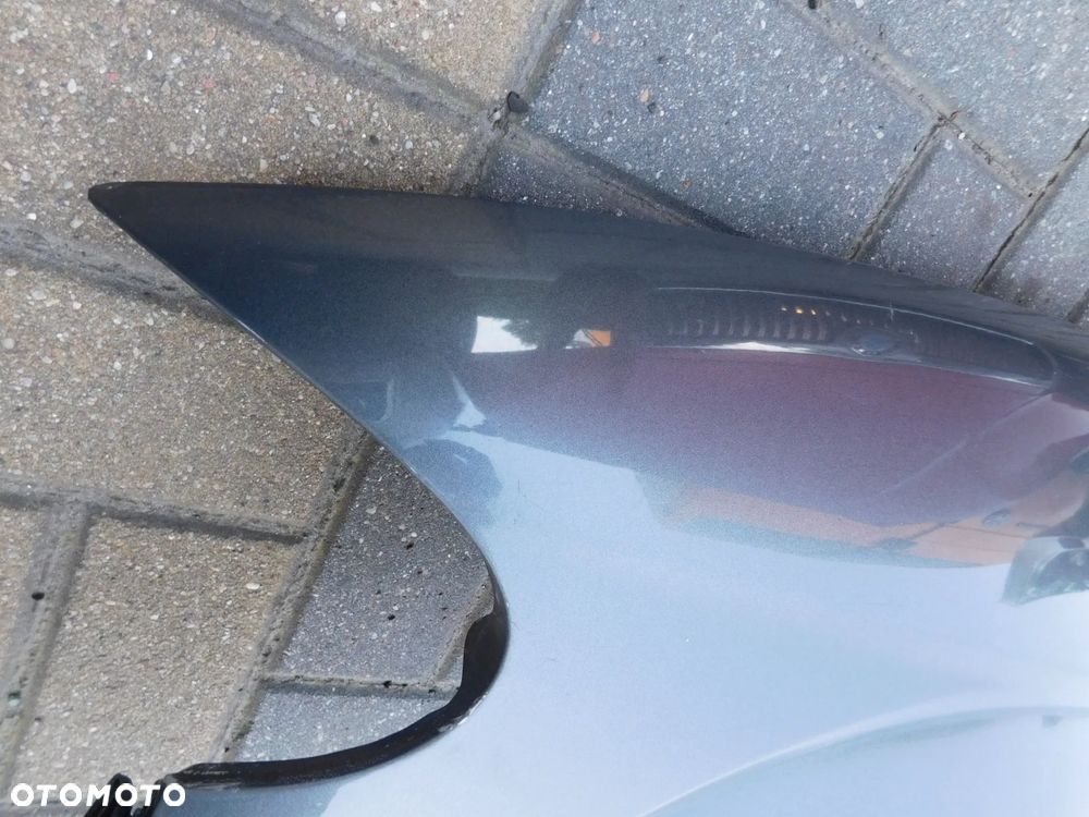 błotnik lewy przód CHRYSLER DODGE VOYAGER IV 00-08 - 2