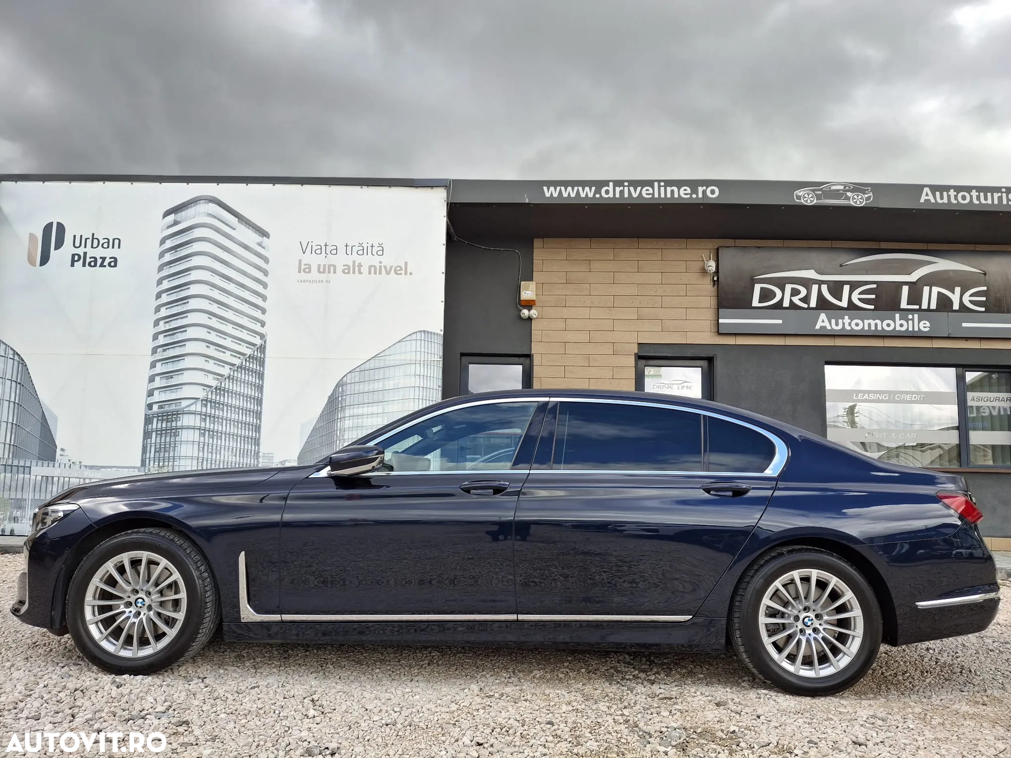 BMW Seria 7 740Li xDrive - 10