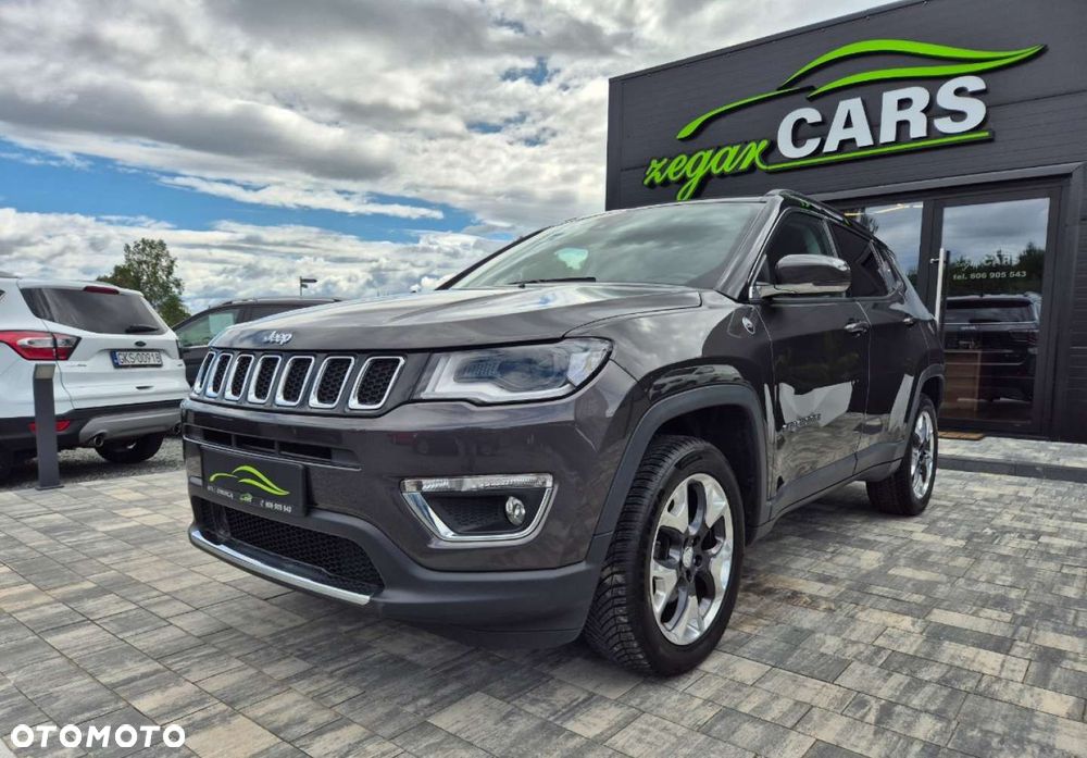 Jeep Compass - 24