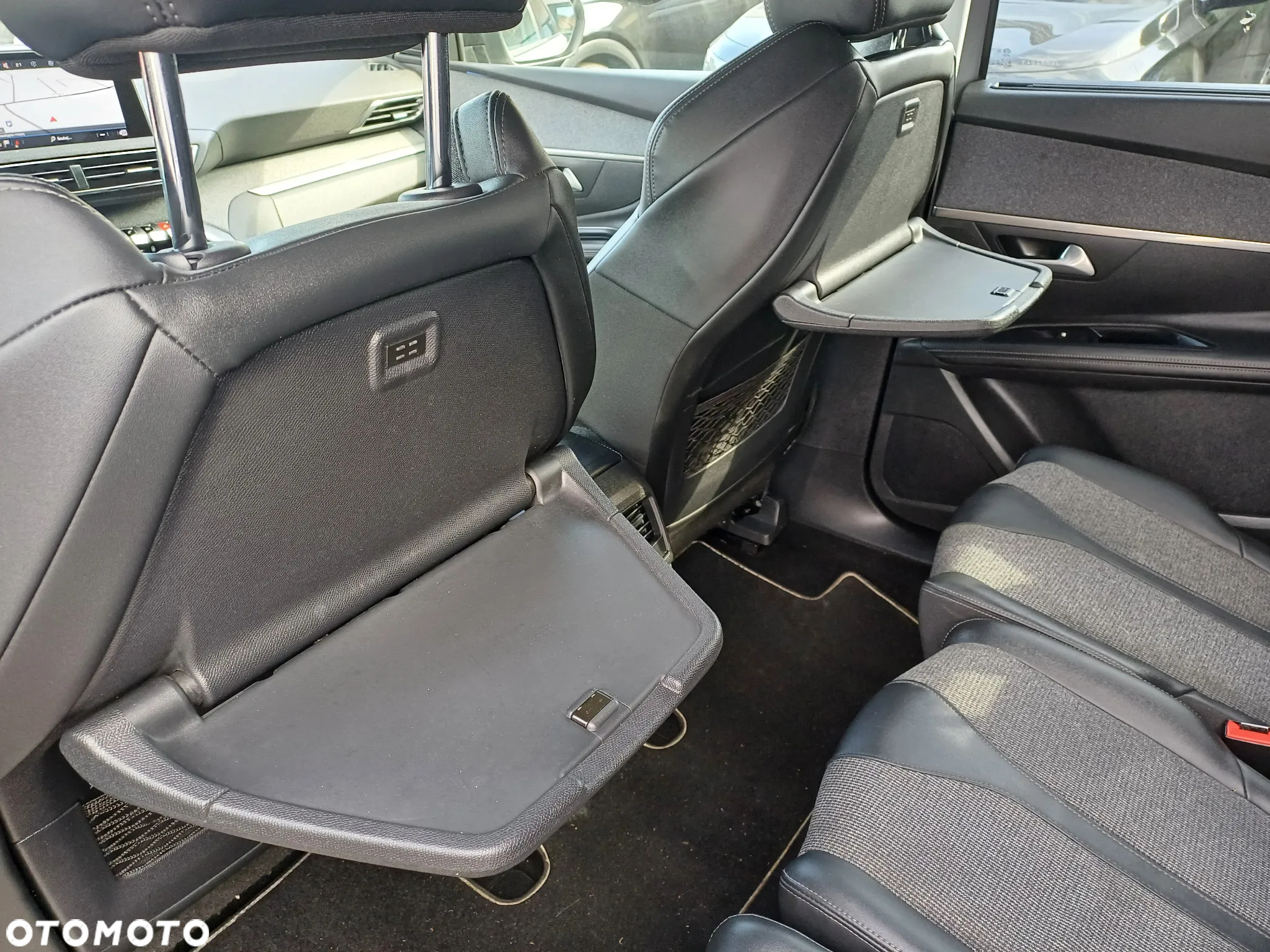 Peugeot 5008 1.2 PureTech Allure S&S - 24