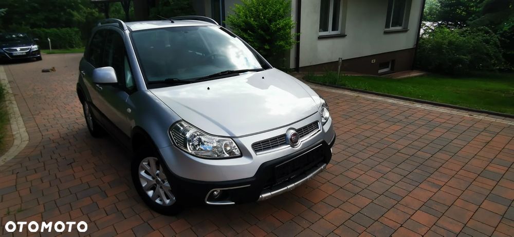 Fiat Sedici 1.6 16V 4x4 Lounge - 1