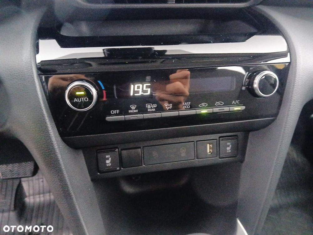 Toyota Yaris Cross Hybrid 1.5 Comfort - 33