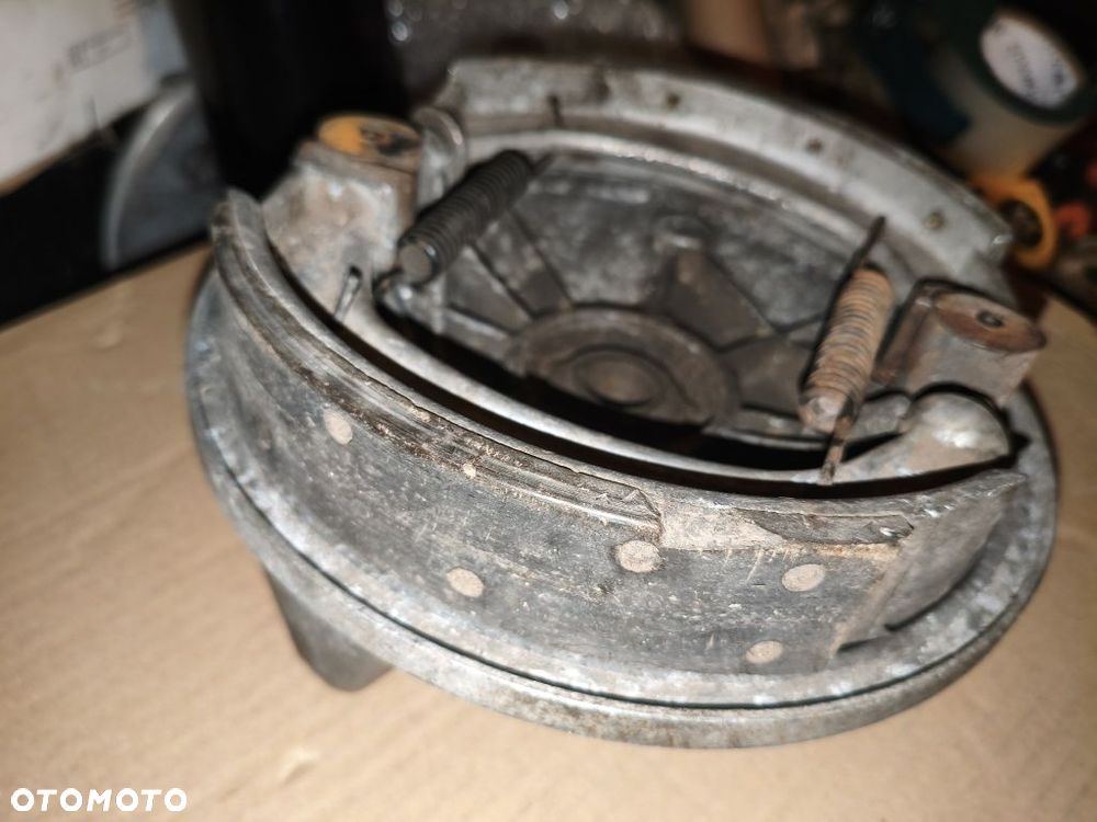 Tarcza kotwiczna przedniego koła Dniepr MT K650 - 7