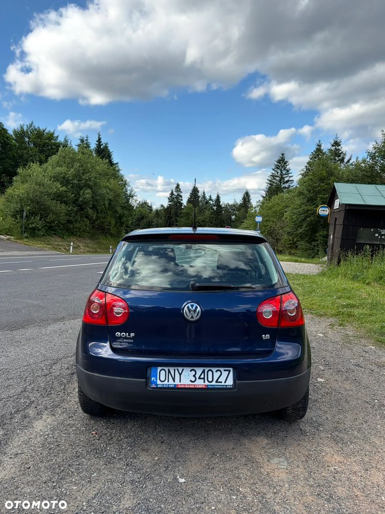Volkswagen Golf 1.6 Comfortline - 3