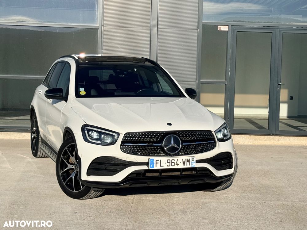 Mercedes-Benz GLC 300 d 4Matic 9G-TRONIC AMG Line Plus - 25
