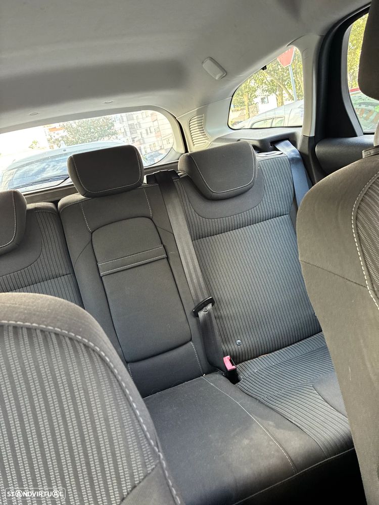 Ford Focus SW 1.6 TDCi Titanium - 5