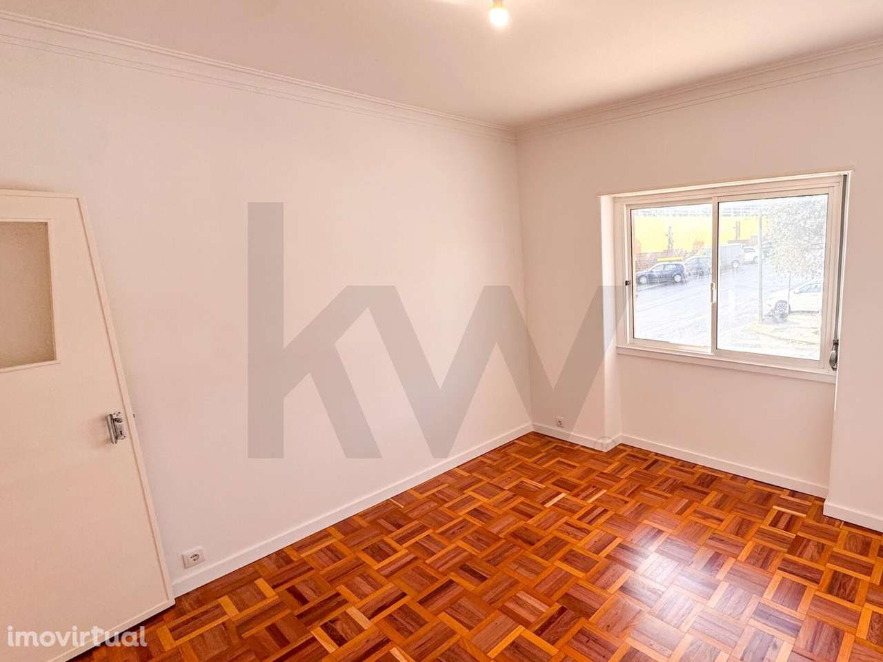 Apartamento T3 Renovado na Damaia – Excelente Localização - Grande imagem: 4/15