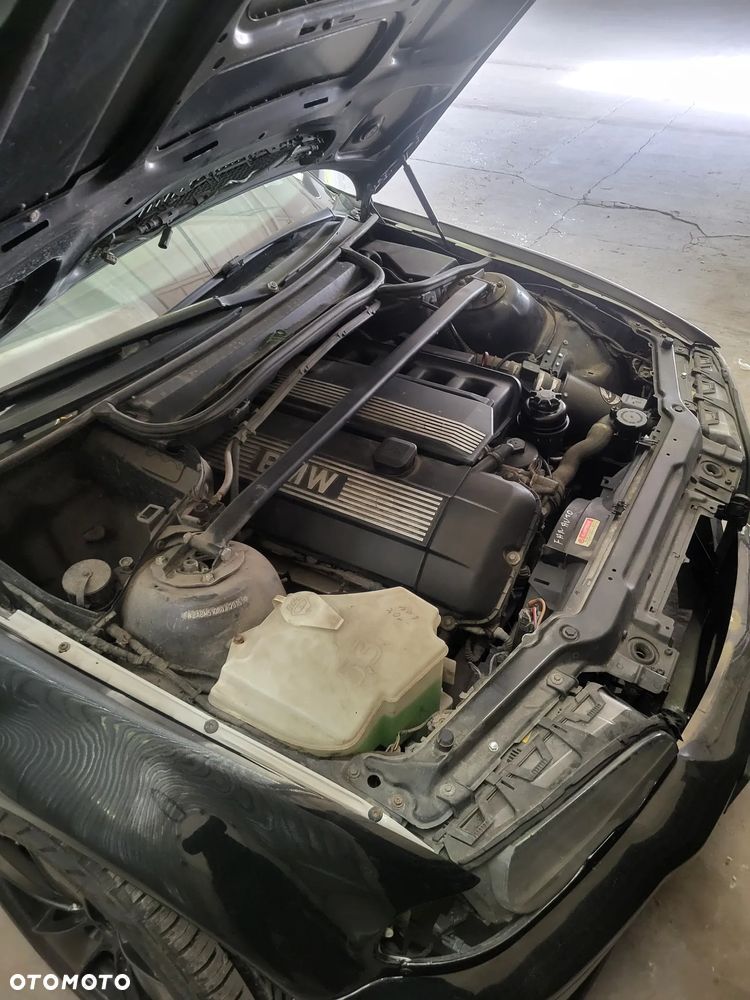 BMW Seria 3 328i - 9