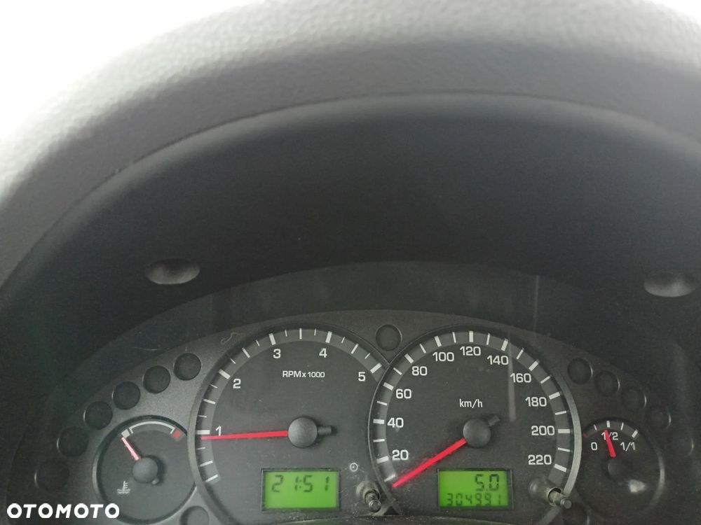 Ford Tourneo Connect - 15