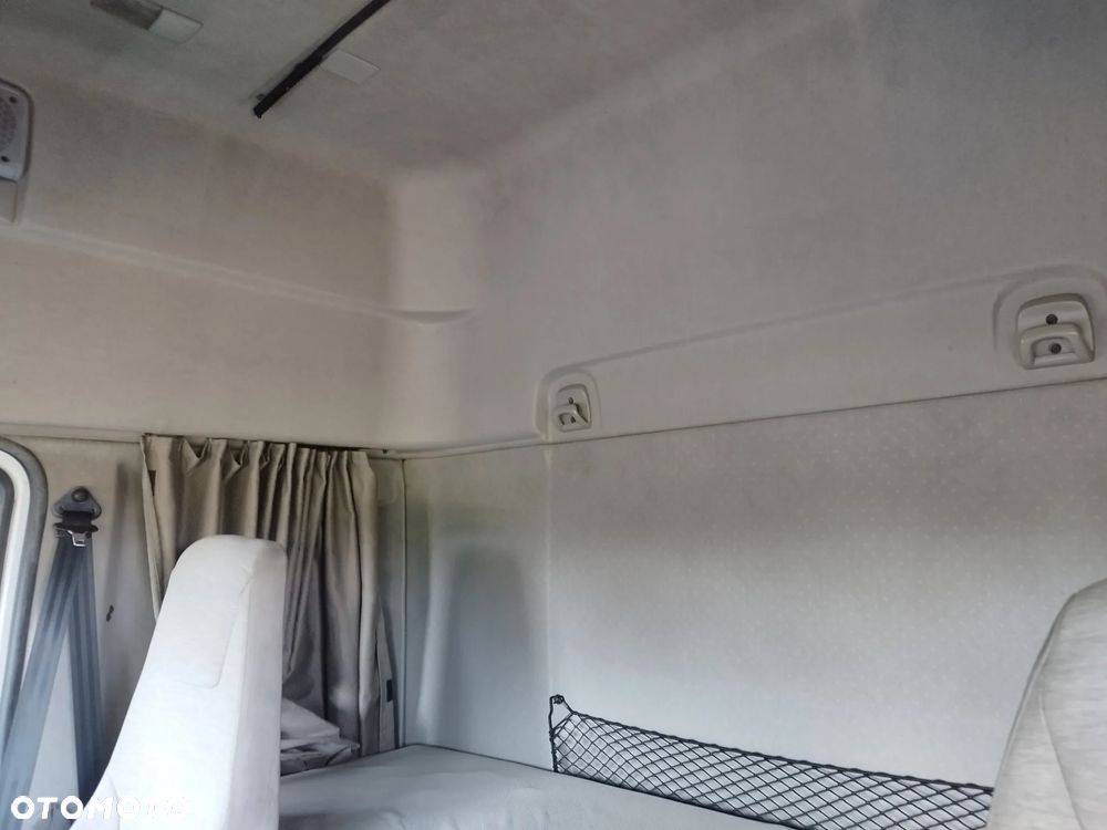 Renault PREMIUM - 28