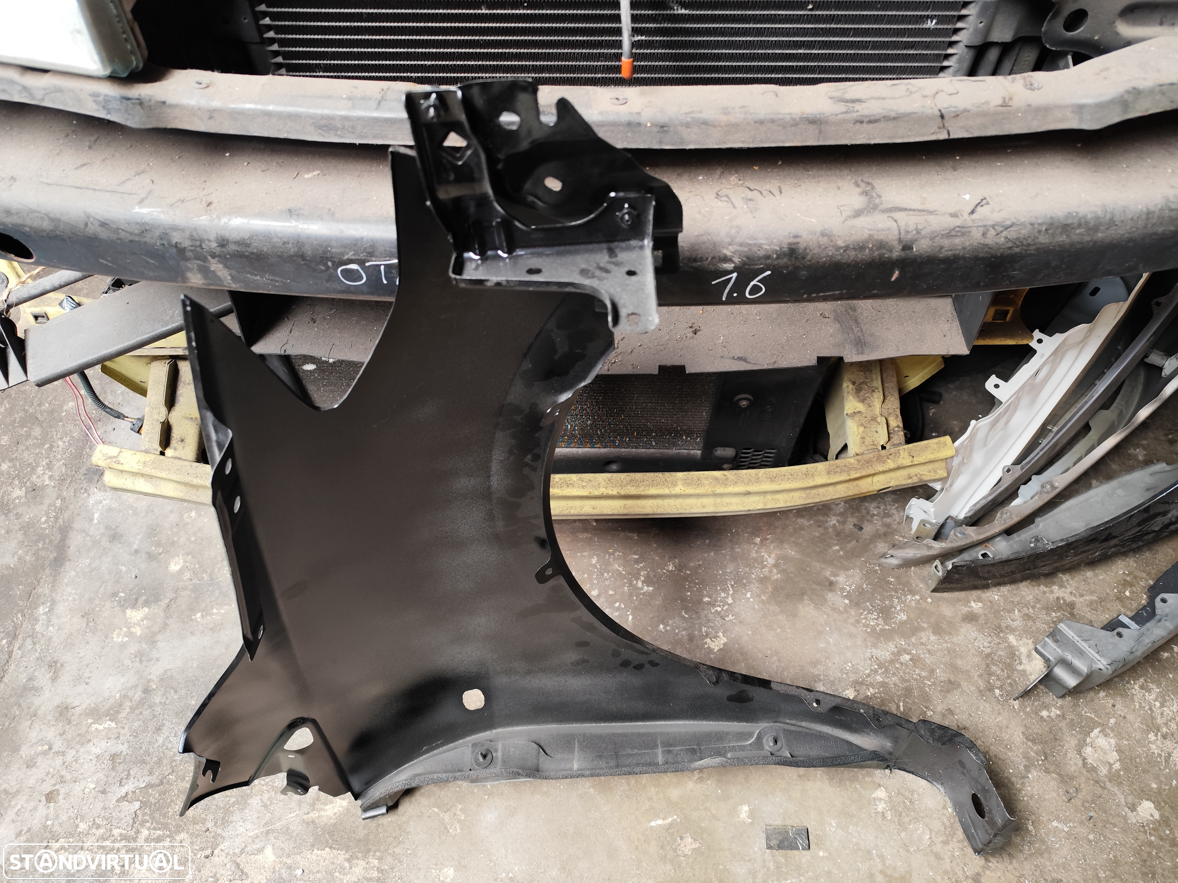 MAZDA 5 GUARDA LAMAS ESQUERDO - GL098 - 4