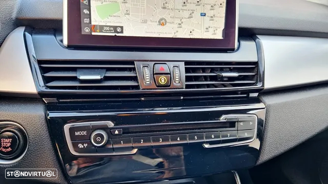 BMW 216 Active Tourer d Advantage Auto - 10