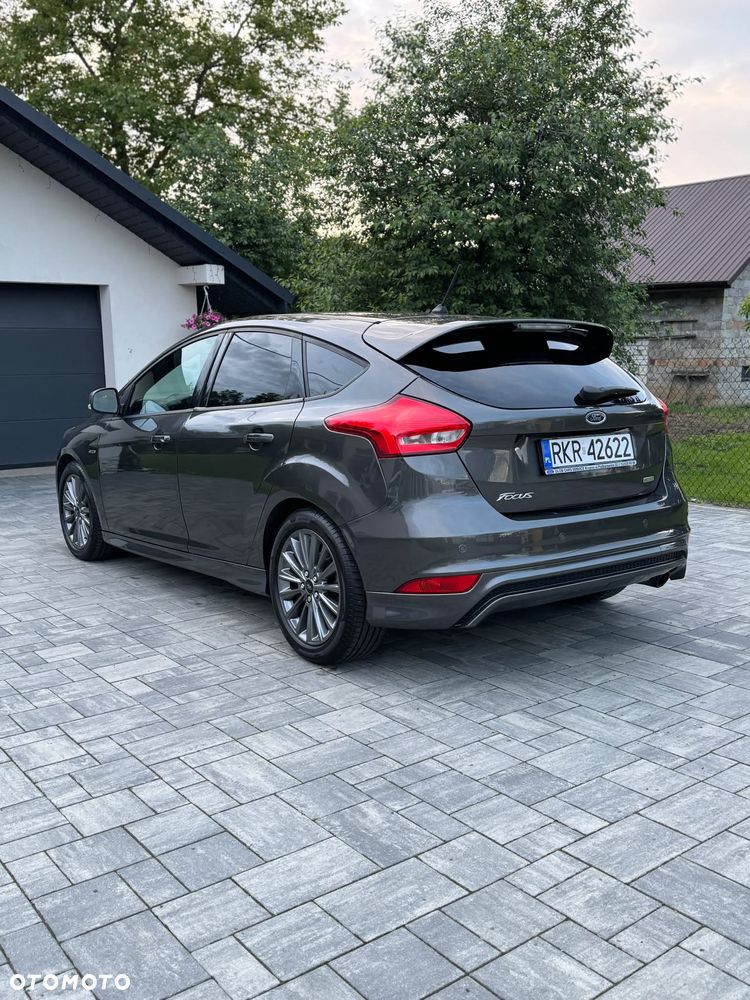 Ford Focus 1.5 EcoBoost ST-Line ASS - 4