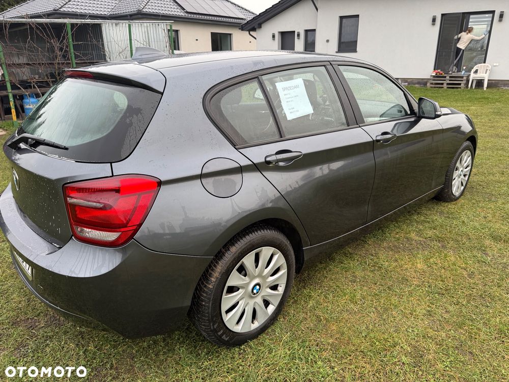 BMW Seria 1 116i - 13