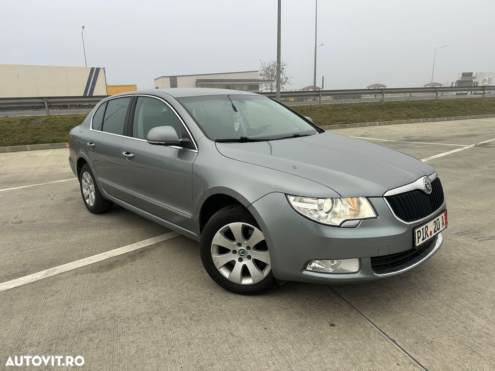 Skoda Superb 2.0 TDI 4x4 DSG Exclusive - 2