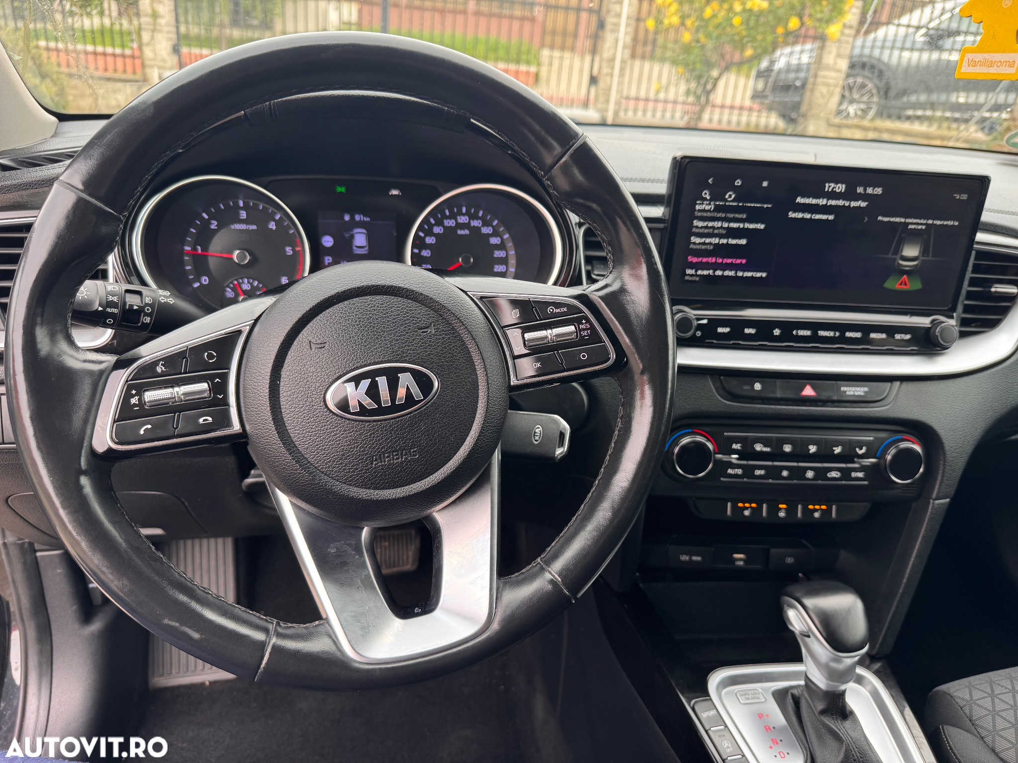 Kia Ceed 1.6 CRDi (48V Mild-Hybrid) DCT7 Vision - 23