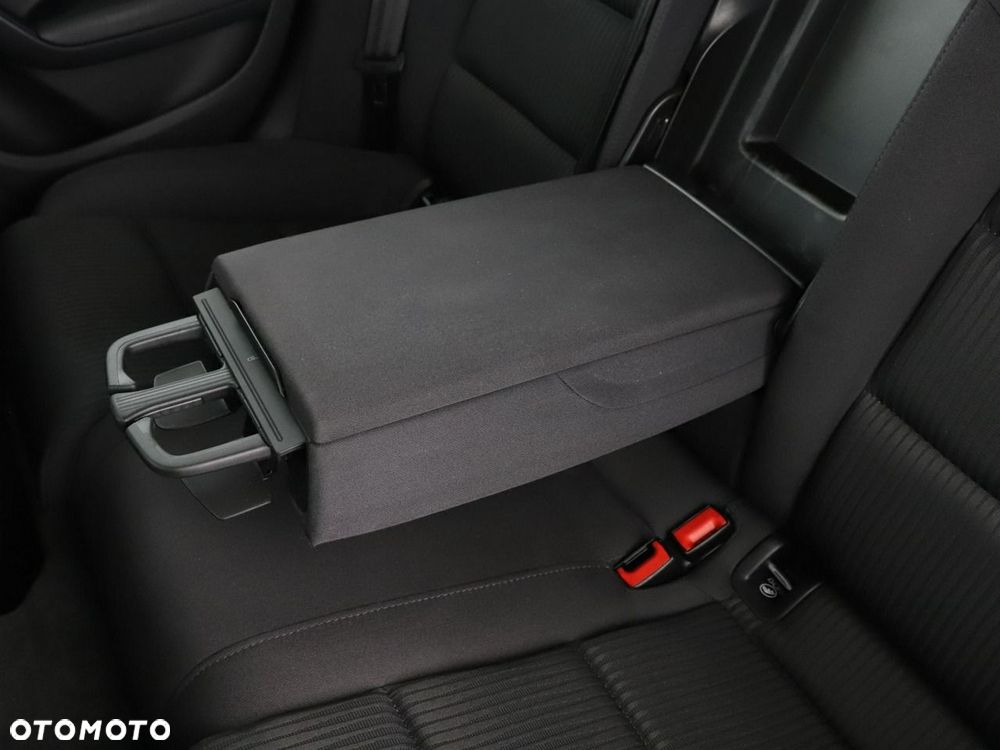 Audi A4 Avant 2.0 TDI S tronic - 36