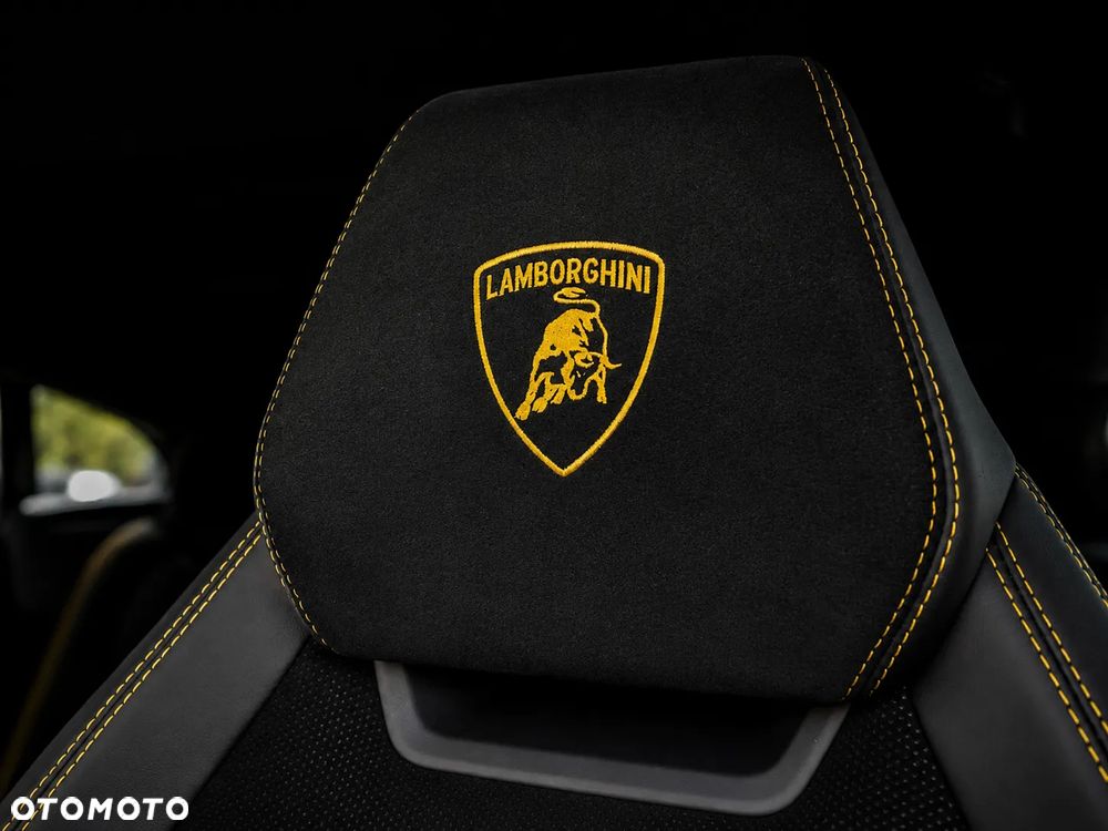 Lamborghini Urus - 29