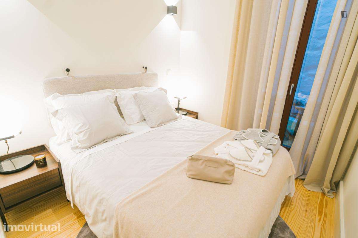 Apartamento com 2 quartos - localizado em Santo Ildefonso Porto - Grande imagem: 2/44