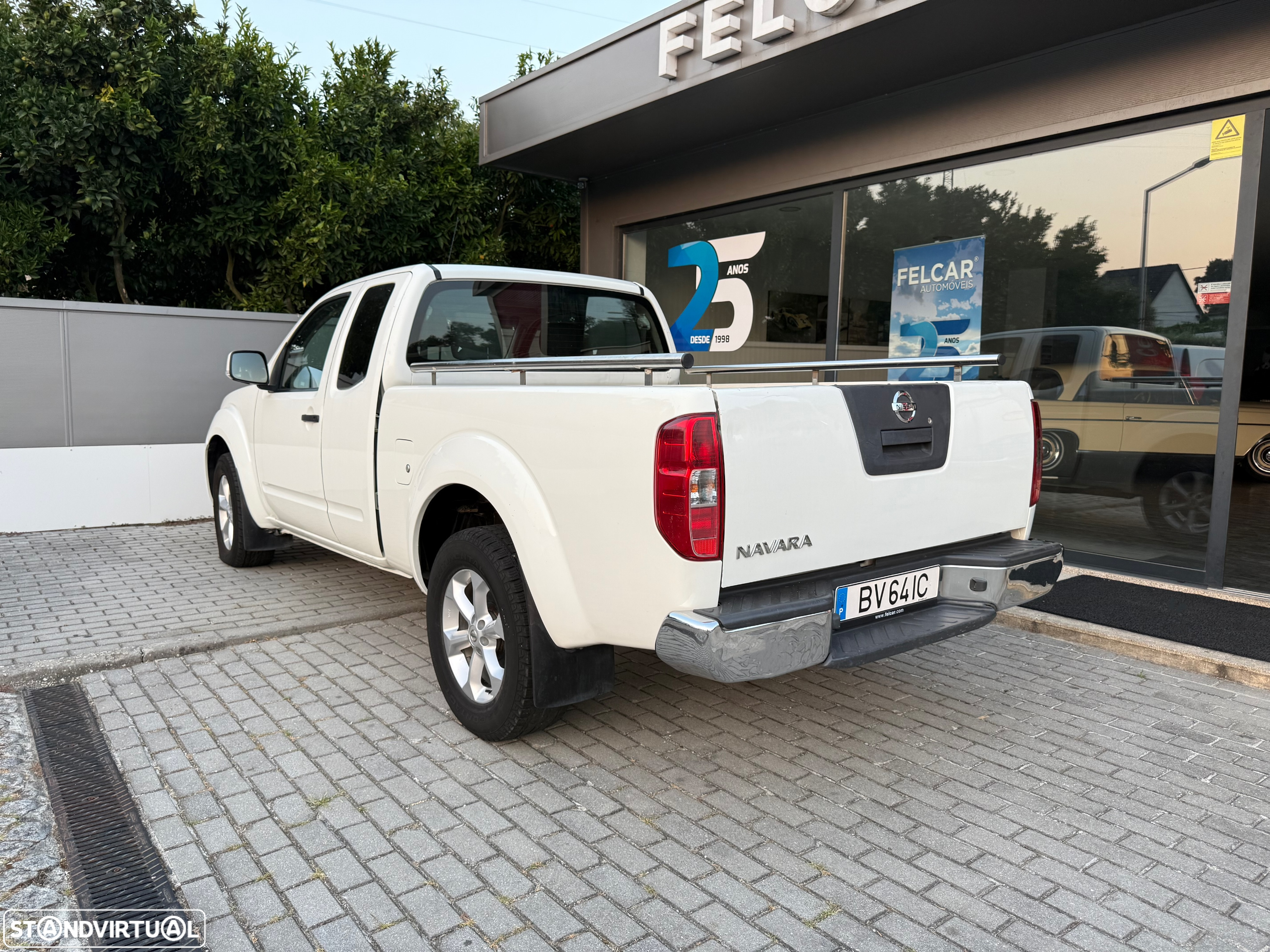 Nissan Navara 2.5 DCI King Cab 4 Lugares - 5