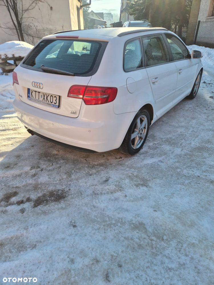 Audi A3 Sportback 2.0 TDI DPF quattro Ambiente - 5