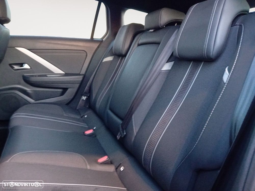 Opel Astra Sports Tourer 1.2 T Hybrid GS eDCT - 13