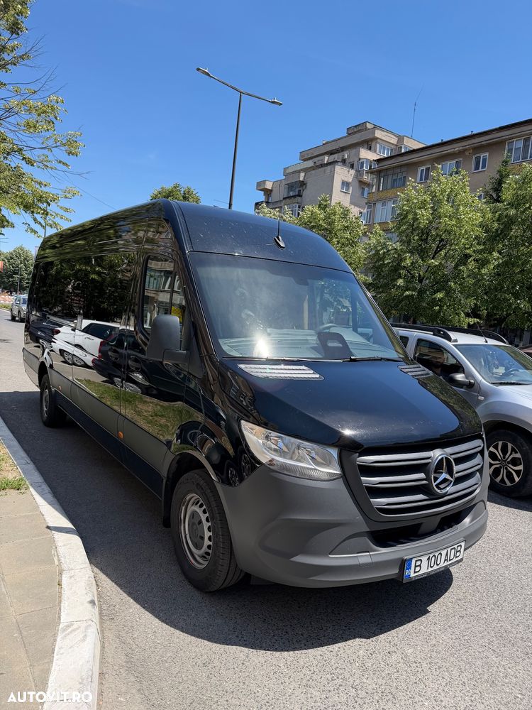Mercedes-Benz Sprinter - 2