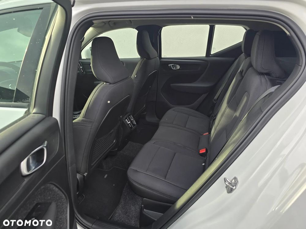 Volvo XC 40 T3 Momentum - 7