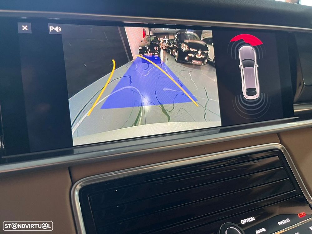 Porsche Panamera Sport Turismo 4 E-Hybrid Edition 10 Anos - 19