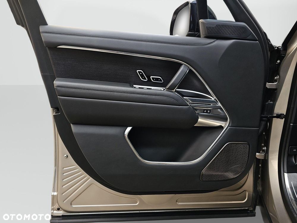 Land Rover Range Rover - 16