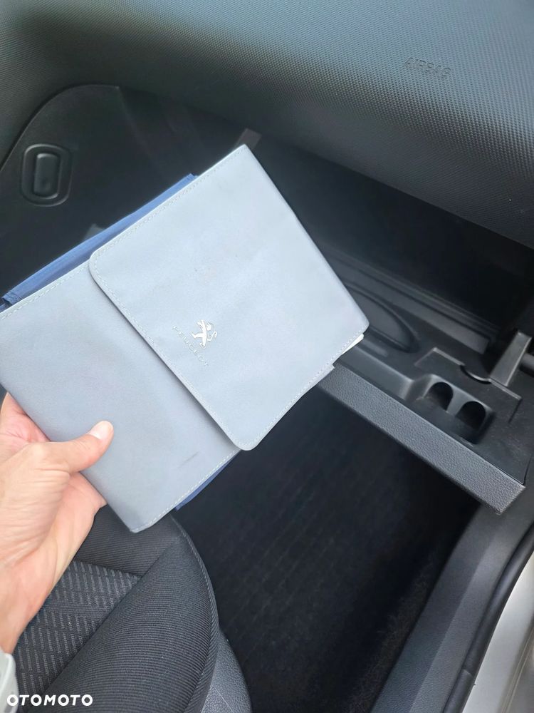 Peugeot 308 1.6 HDi Active - 11