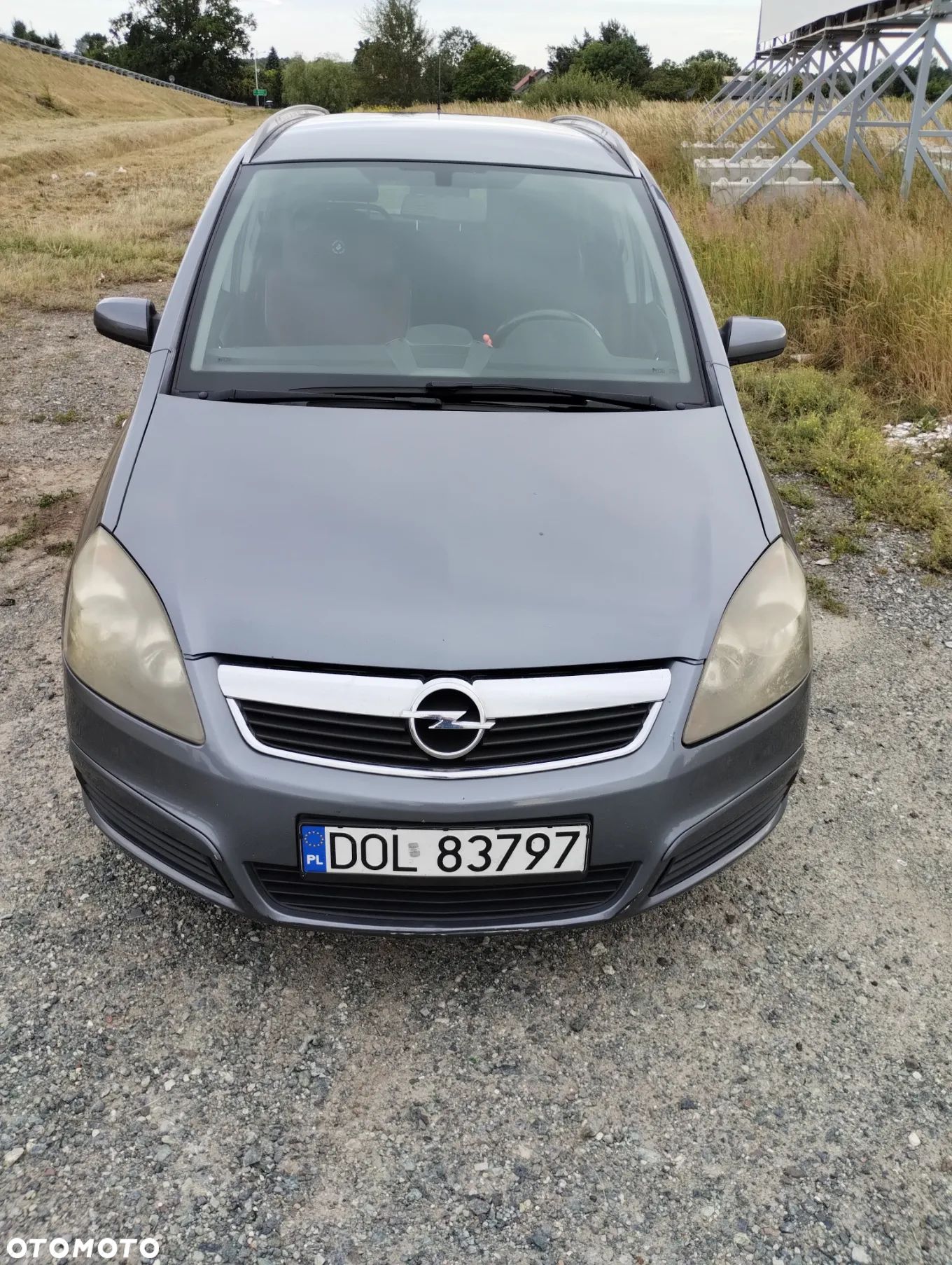 Opel Zafira 1.6 Elegance - 1