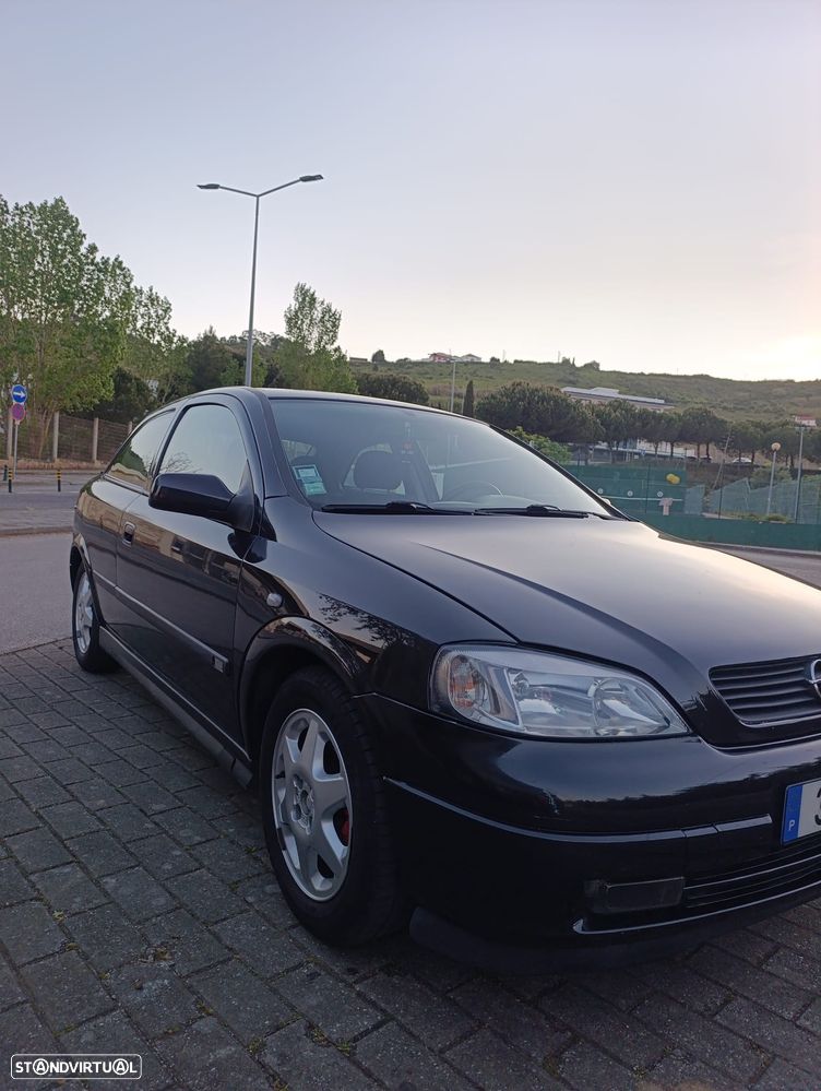 Opel Astra 1.4 Sport - 2