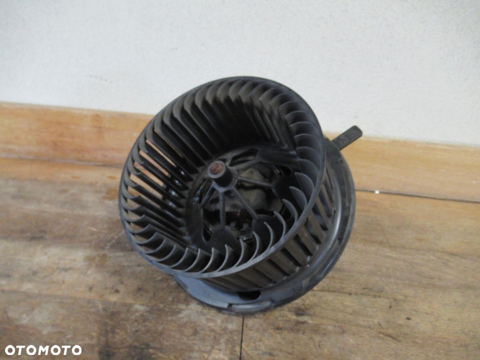 WENTYLATOR DMUCHAWY NAGRZEWNICY VW PASSAT B6 VW GOLF V SEAT LEON II 2 3C0907521B 2005- - 2