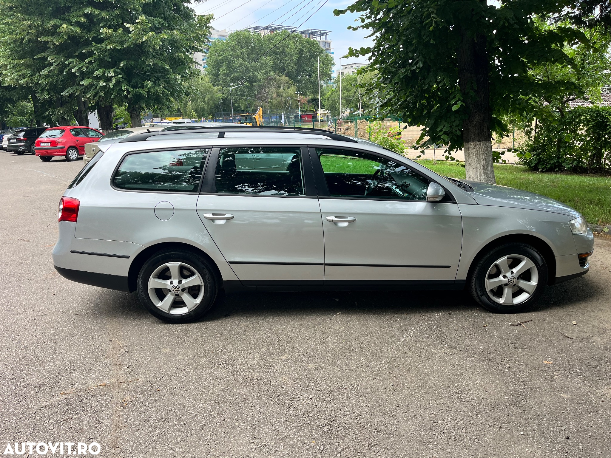 Volkswagen Passat Variant 2.0 TDI DPF DSG Trendline - 22