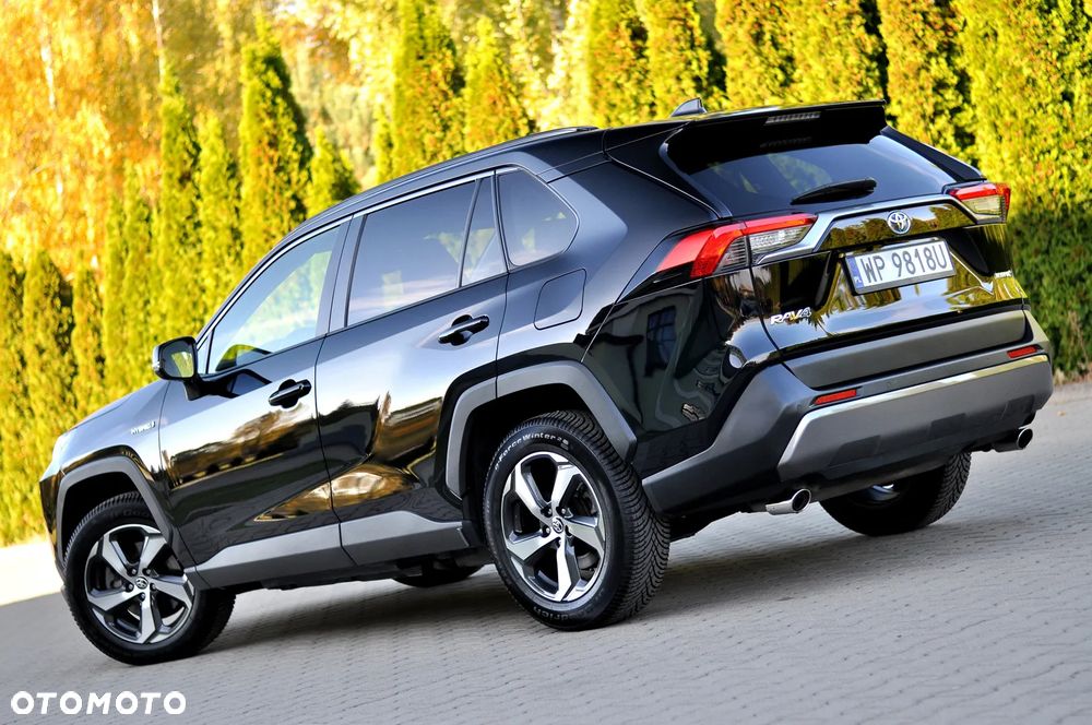 Toyota RAV4 - 11