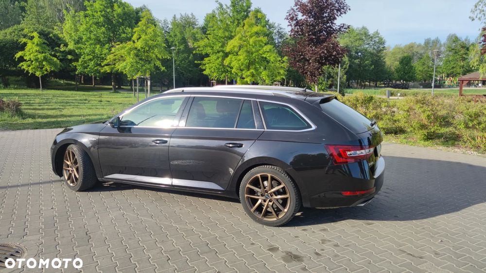 Skoda Superb 2.0 TSI 4x4 L&K DSG - 4