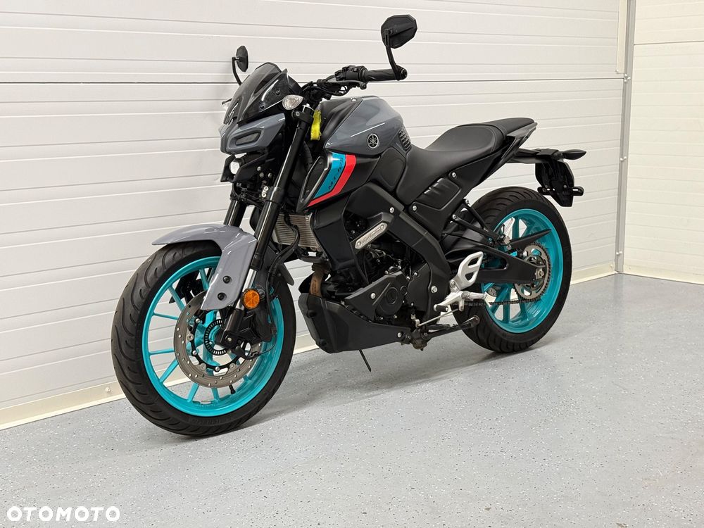 Yamaha MT - 5