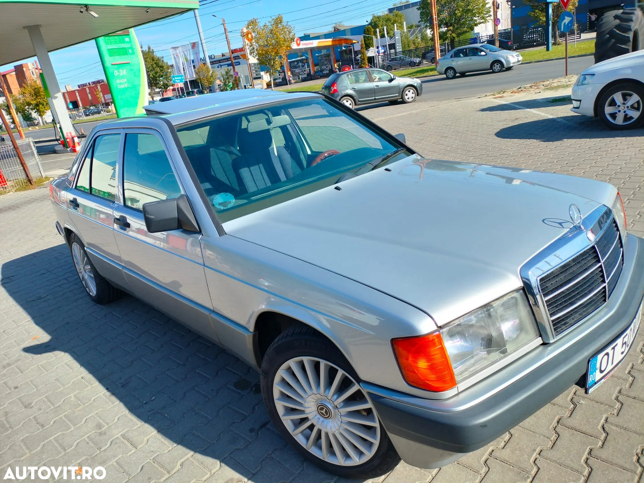 Mercedes-Benz W201 - 8