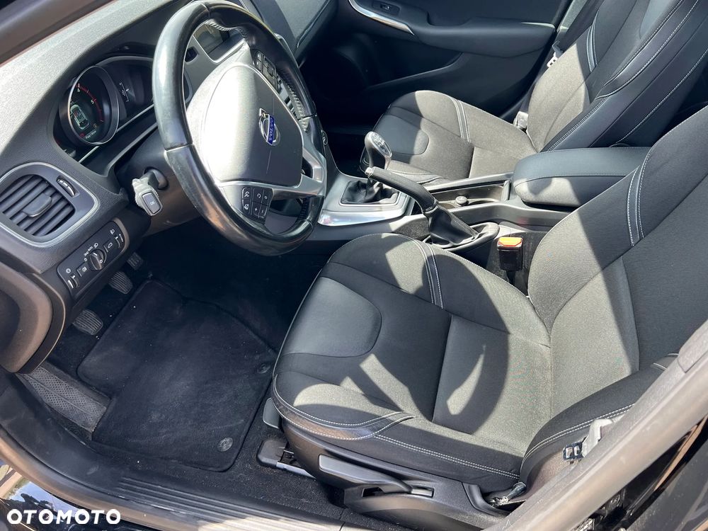 Volvo V40 D2 - 5