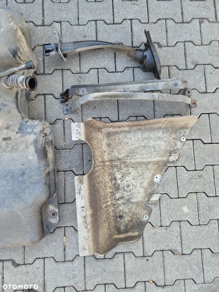 BAK ZBIORNIK 100L PŁYWAK PALIWOMIERZ MASTER MOVANO 04-10r. - 3