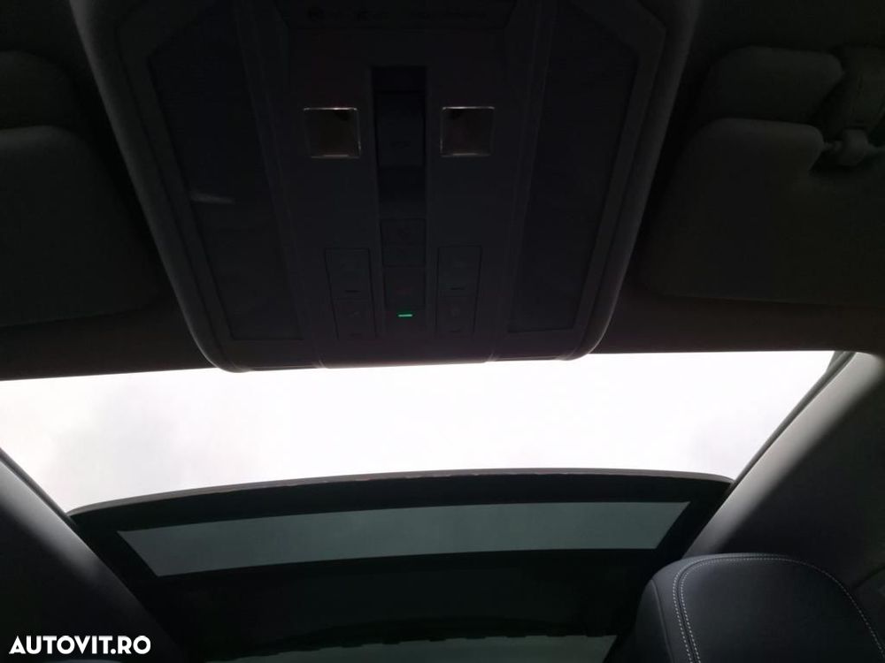 Volkswagen Touareg V6 TSI eHybrid PHEV Elegance - 12