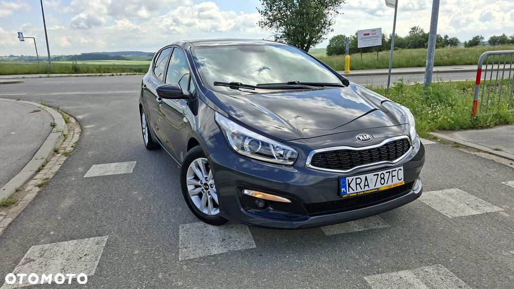 Kia Ceed 1.4 Business Line - 38